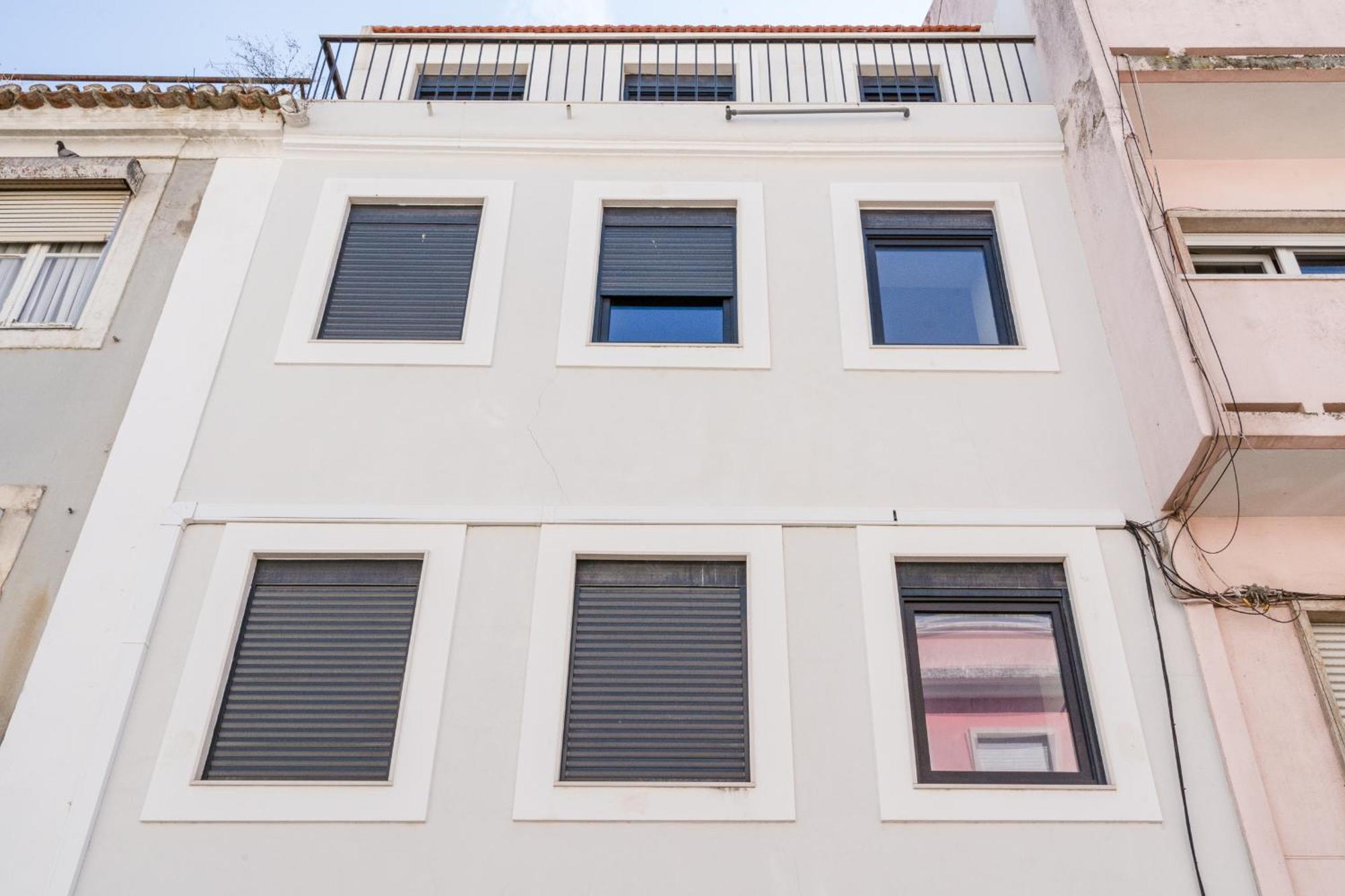 Lapa Charm Apartments With Patio Lisbon Luaran gambar