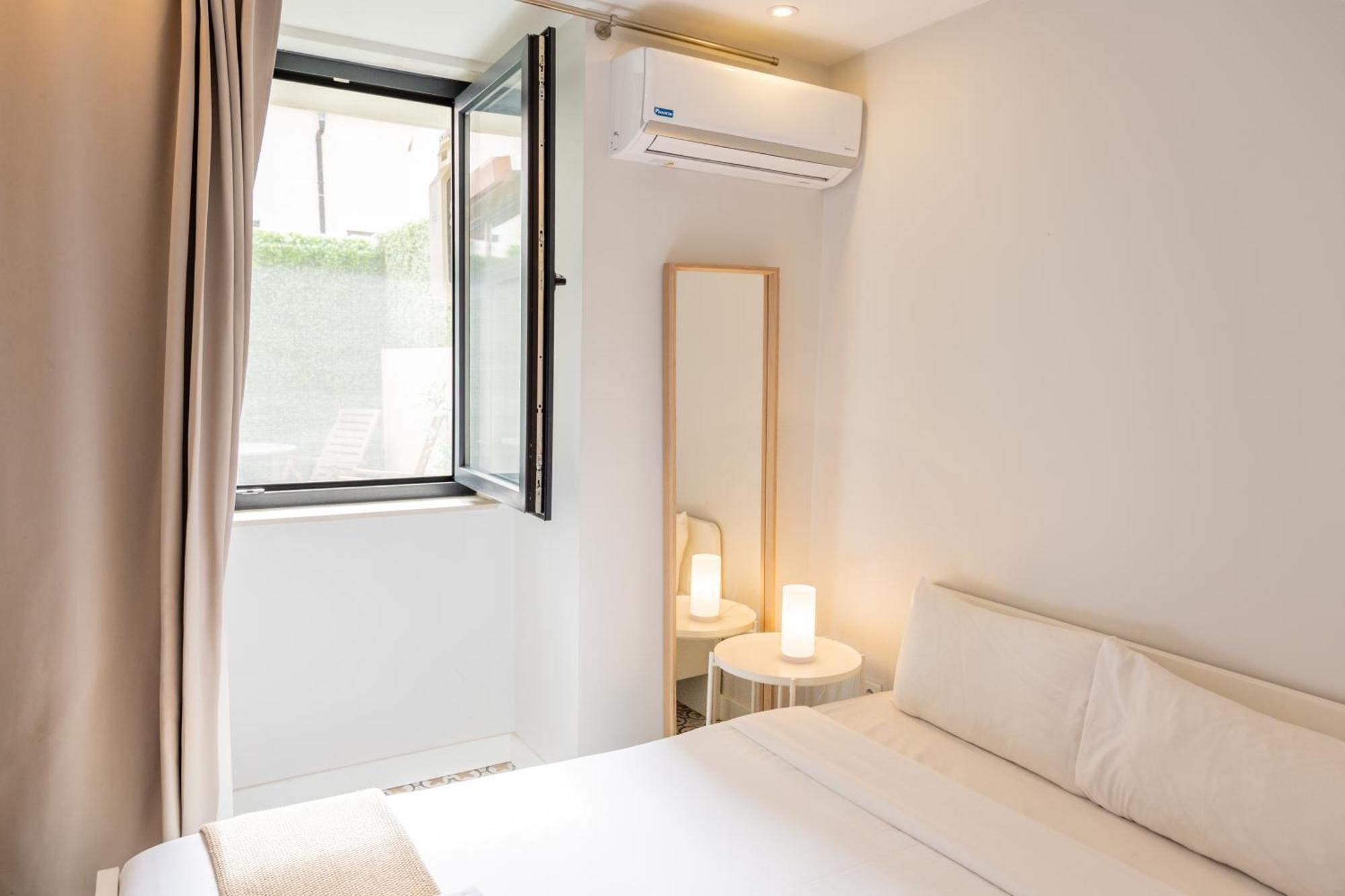 Lapa Charm Apartments With Patio Lisbon Luaran gambar