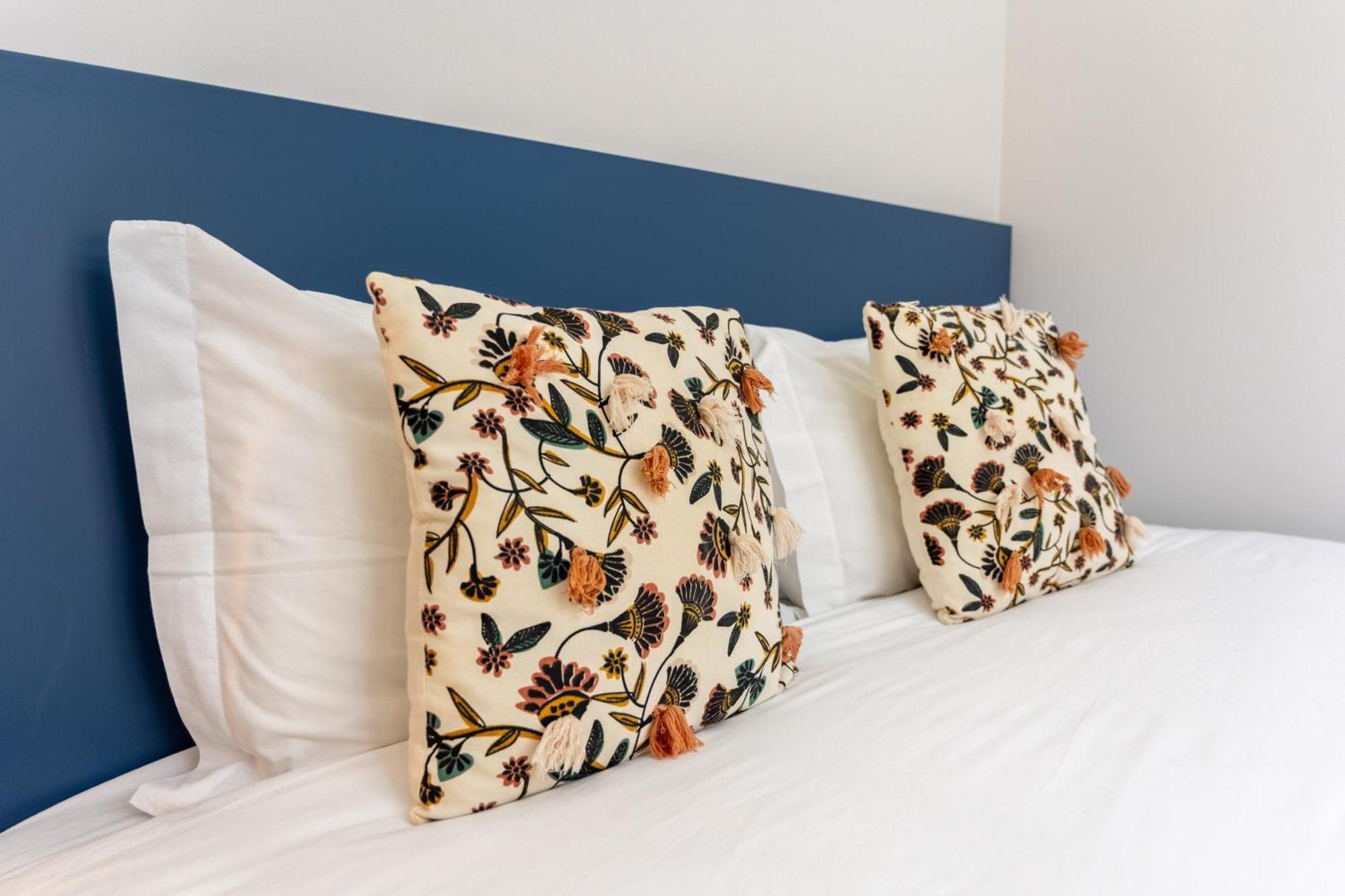 Lapa Charm Apartments With Patio Lisbon Luaran gambar